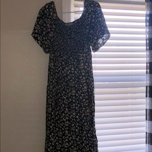 Off shoulder floral midi dress